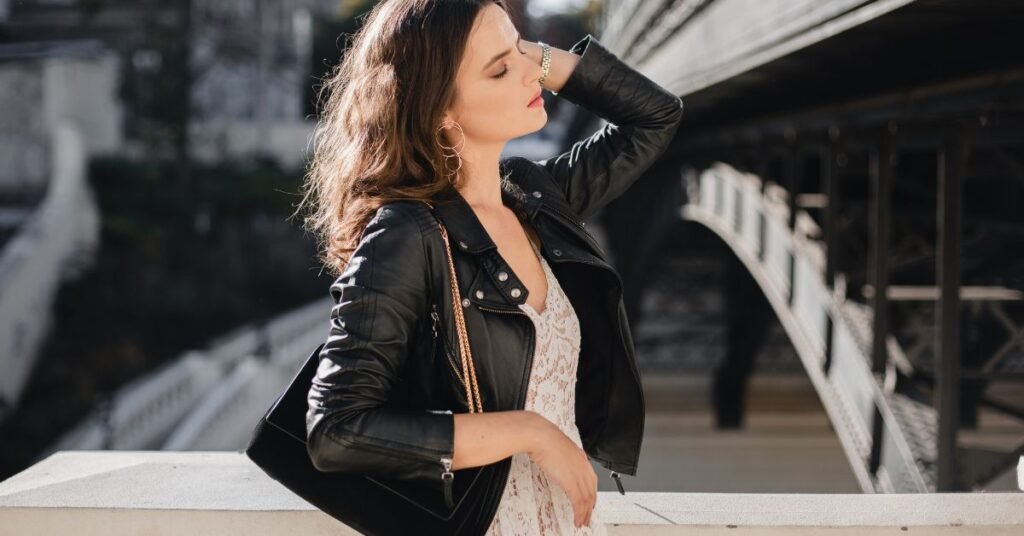 Quelle tenue porter avec une veste en cuir